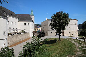 Pöggstall, Schloss Pöggstall (Rogendorf) mit Rondell